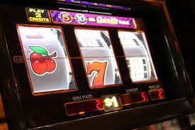 Halaman deposit situs 77 menampilkan ikon DANA, OVO, GoPay, ShopeePay, LinkAja, QRIS dan transfer bank